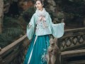 穿汉服裙怎么搭外套，穿汉服裙怎么搭外套好看