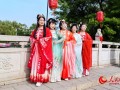 彩虹扣汉服穿搭，彩虹服饰